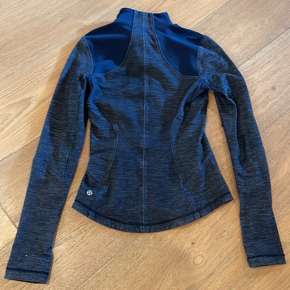 Lululemon Jacket - Picture 5 of 7